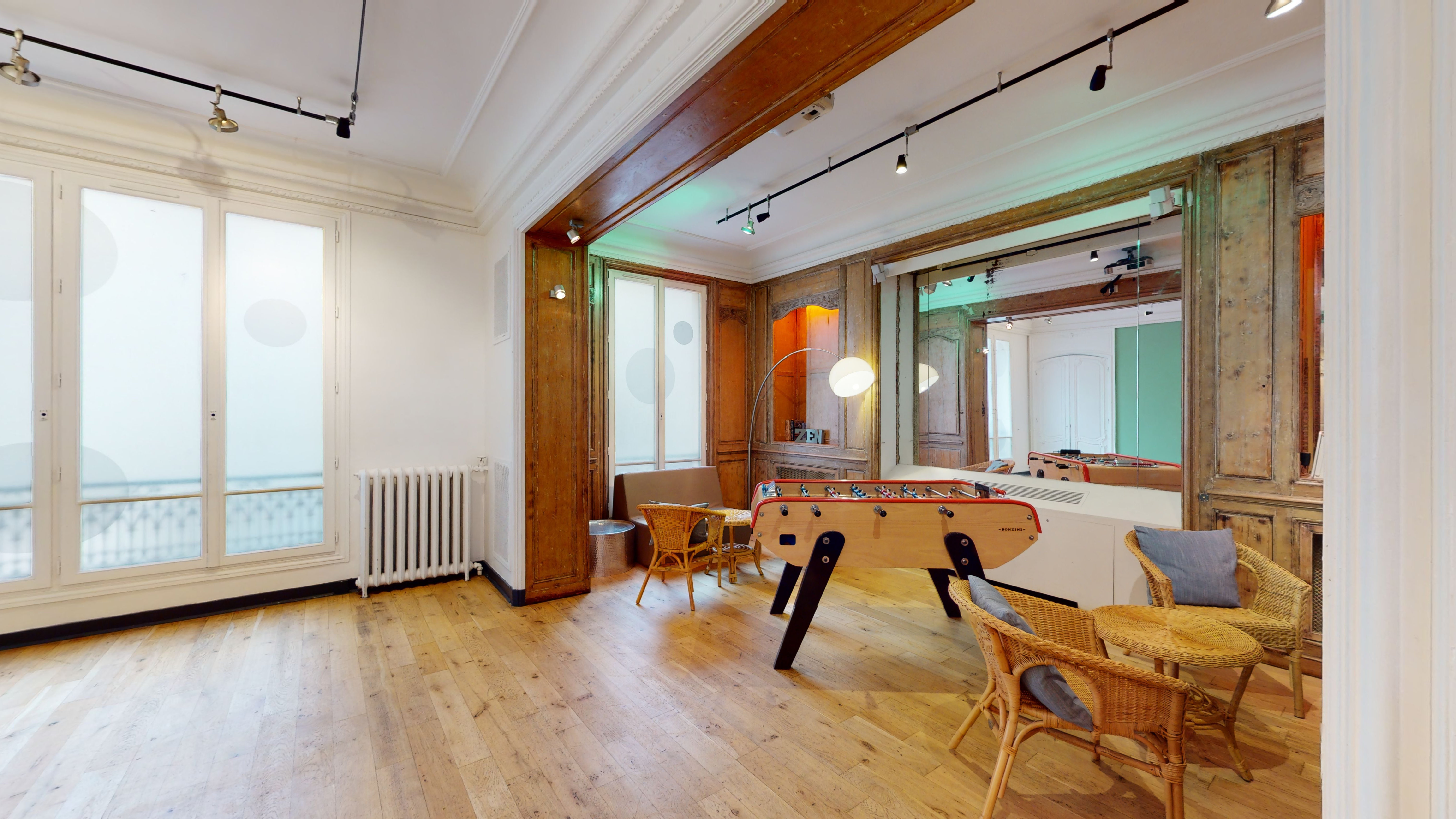 Salon Lafayette – espace baby-foot