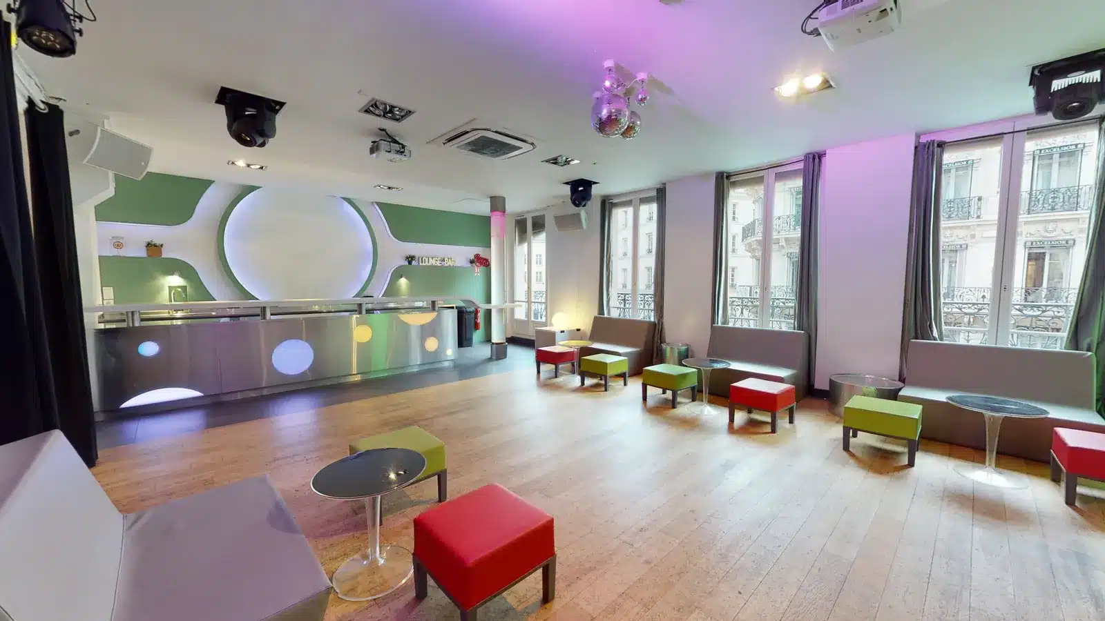Salon Lafayette – vue générale de l’espace de réception à Paris 9e